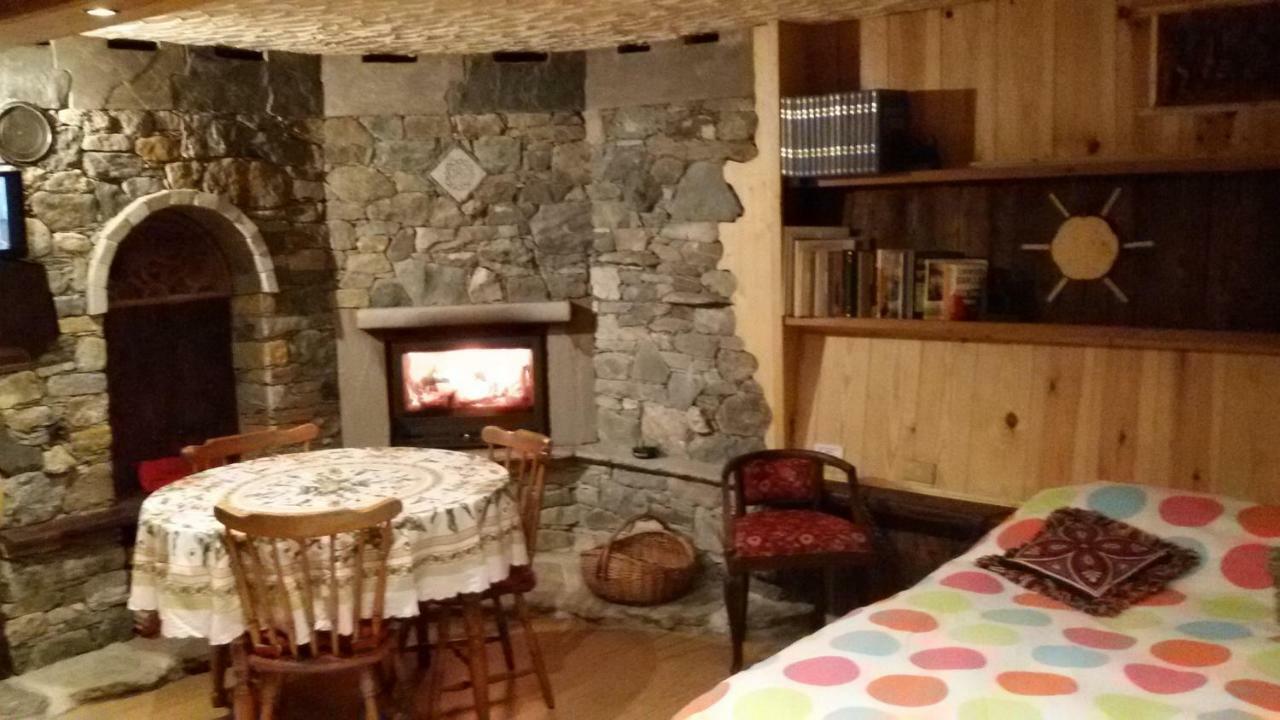 Taverna Semon Verrayes Exteriör bild